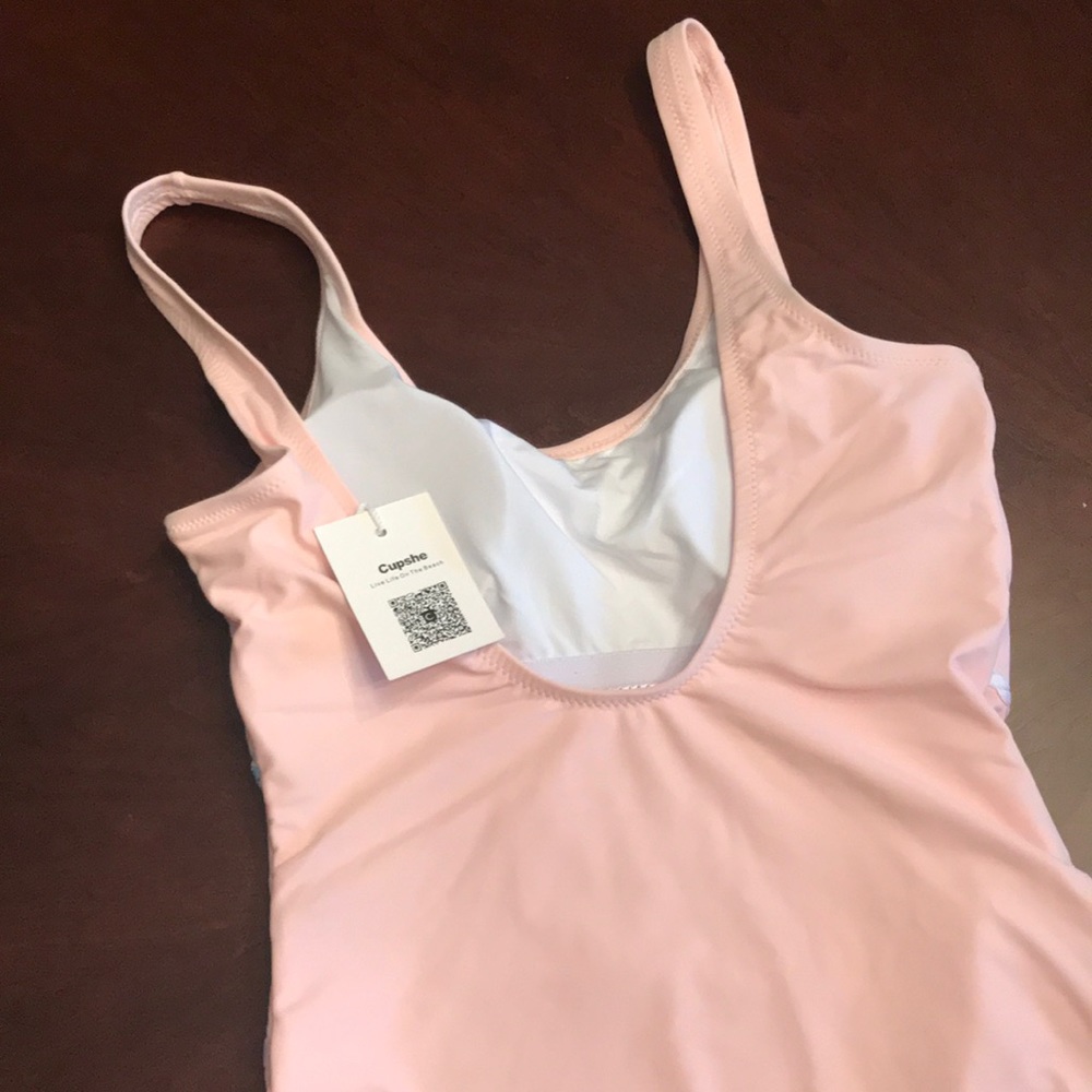 Cupshe Swimsuit 2X HP 💗 - Picture 8 of 8